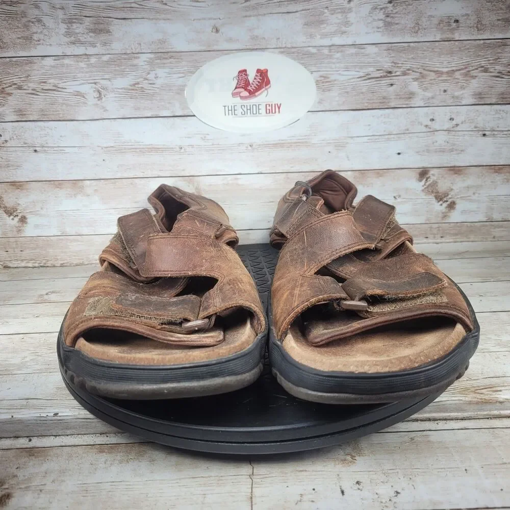 BASS Masters Fisherman Sandals Men's Size 13M Brown Leather Adjustable Straps